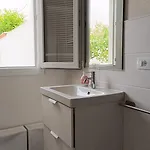 بيت للعطل Mimi مارينا دي مانكافيسا