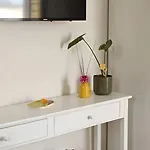 Mimi مارينا دي مانكافيسا